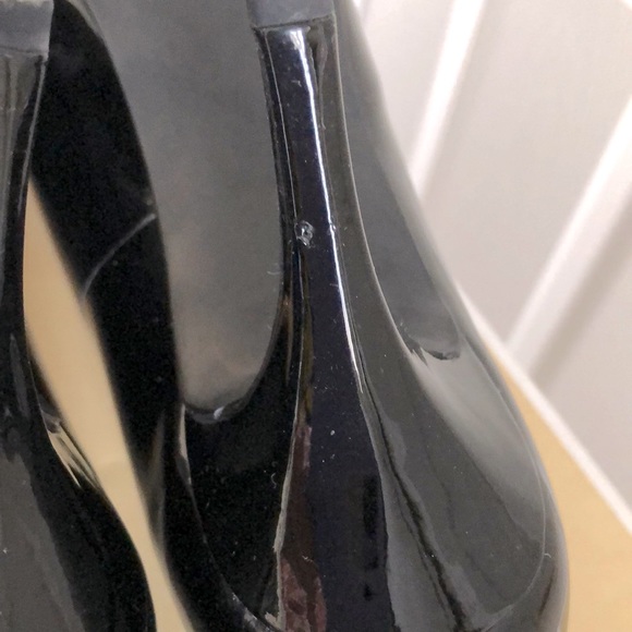 Patent black leather Michael Kors shoes - Picture 4 of 6